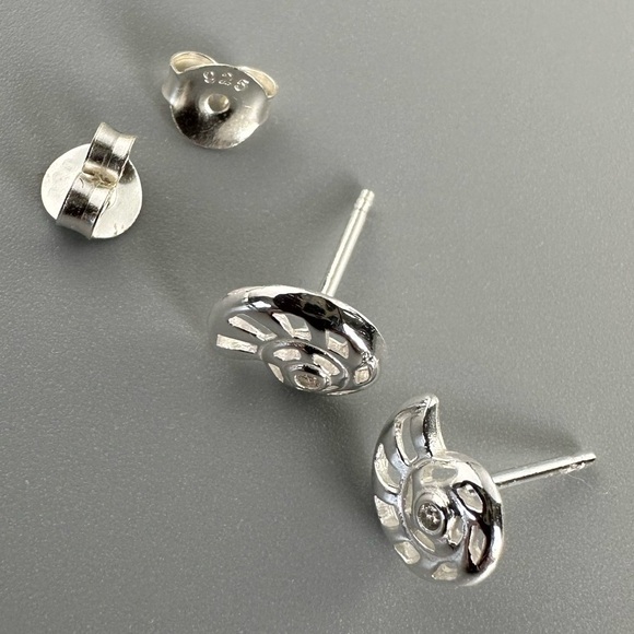 Sterling Silver CZ Sea Shell Earring - Picture 11 of 12